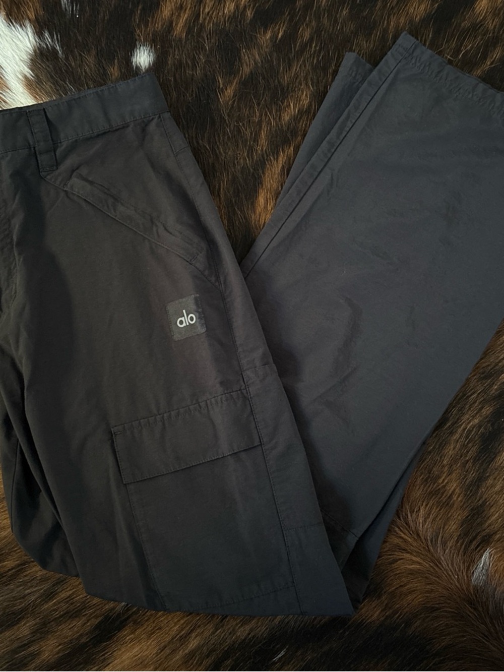 ALO Yoga Black Cargo Pants